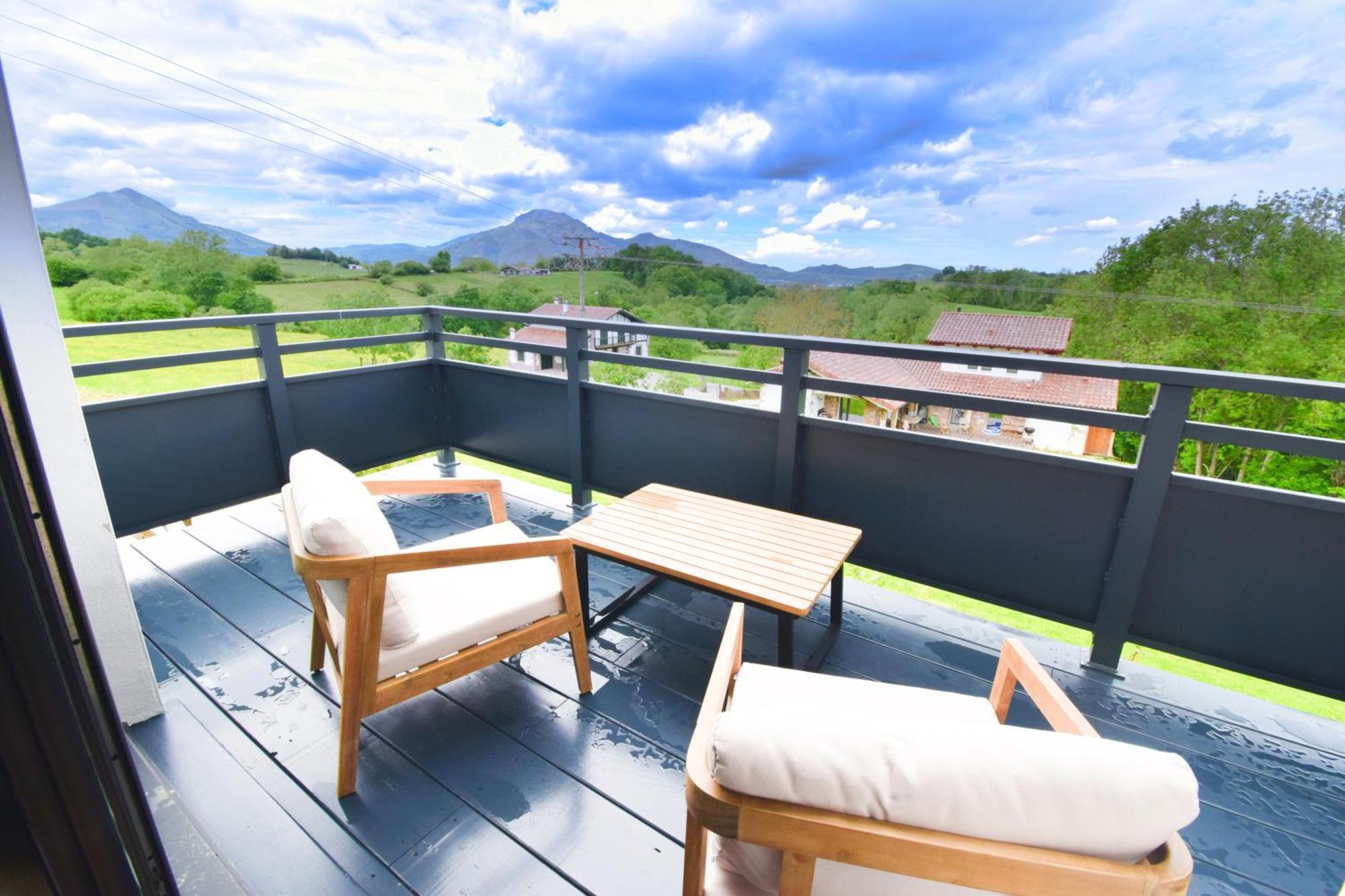 Appartement Vue Montagnes - Axuria Zugarramurdi Kültér fotó